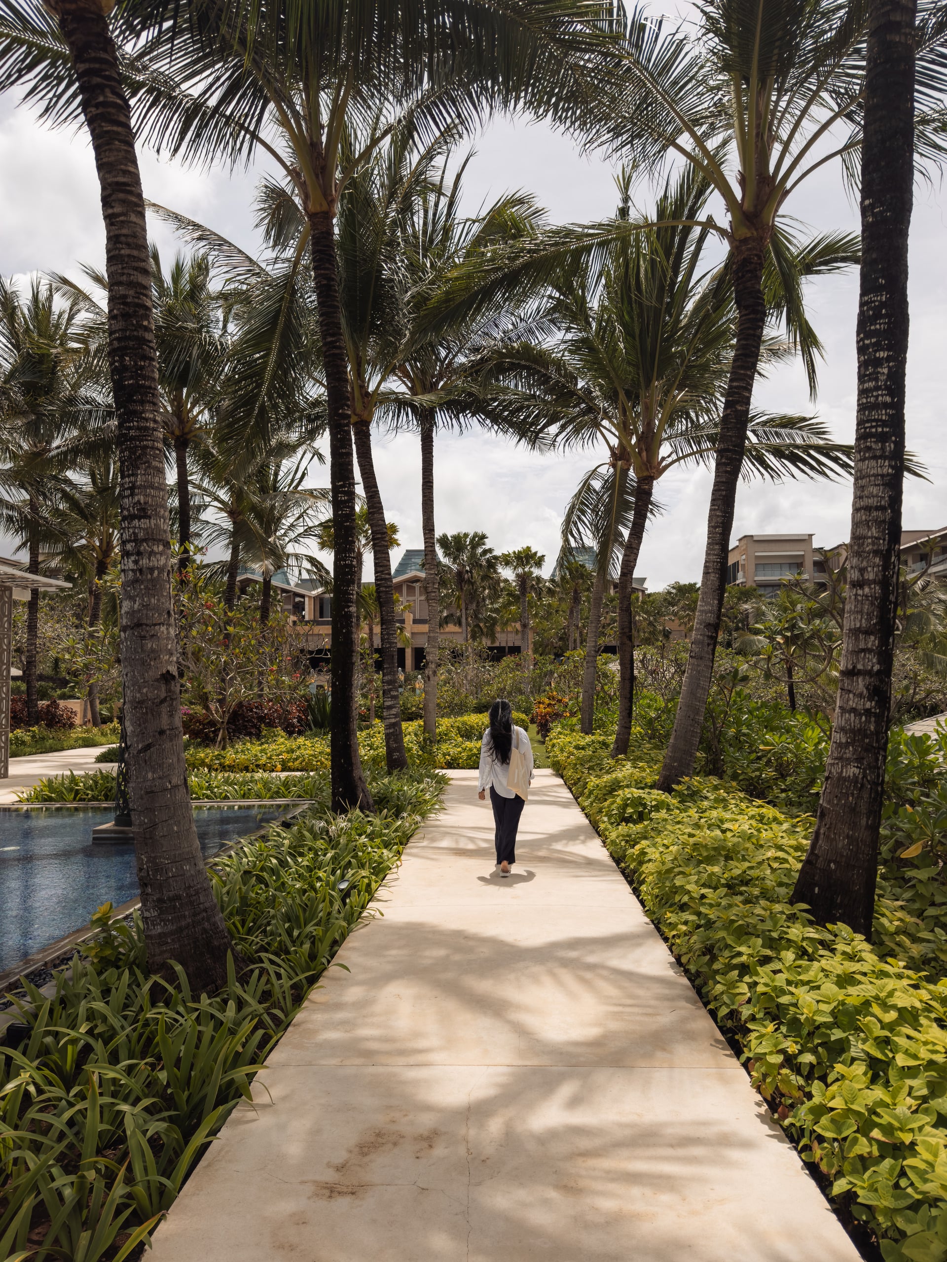 The Mulia, Nusa Dua, Indonesia — hospitality photograph 5 of 10 by Adrien Lahoussaye